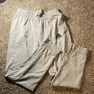 Men’s adidas sweat pants size medium